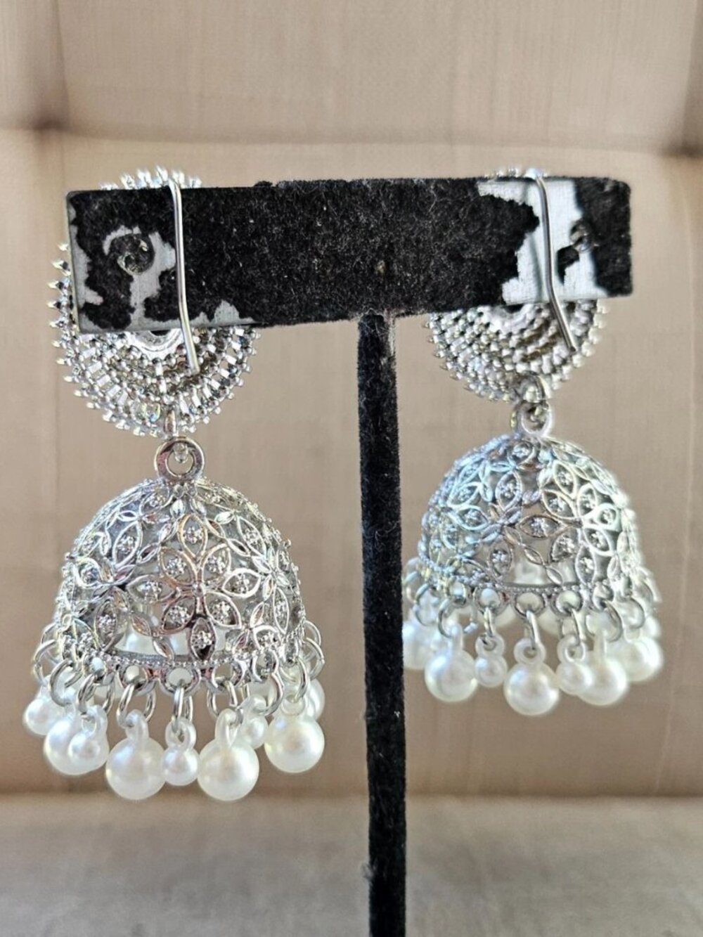 Silver Tone Jhumka Earrings Pakistani Indian Ethnic Earrings Fashion Jewelry New - Picture 3 of 13